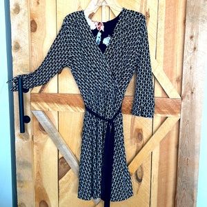 WHBM REVERSIBLE Black Dress - 2 dresses in one! - Size L